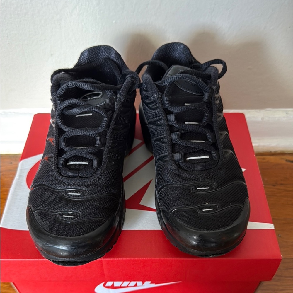 Kids Nike Air Max Plus - Size 1.5
